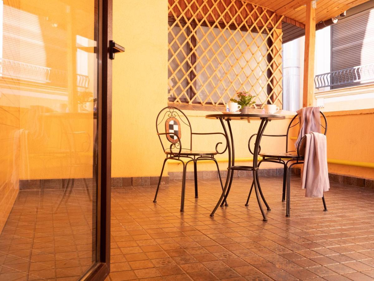 One Love Terrace Apartment Bucureşti Exterior foto